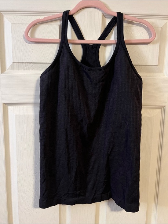 lululemon athletica Tops - Lululemon Ebb To Street Tank II Black Ribbed Shelf Bra Size 12 EUC No Pads